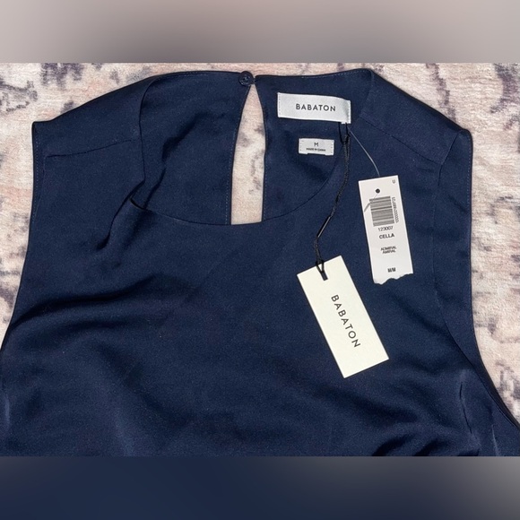 Aritzia Babaton Cella Satin Cutout Dress Satin fit-and-flare maxi dress MED NWT - Picture 6 of 9